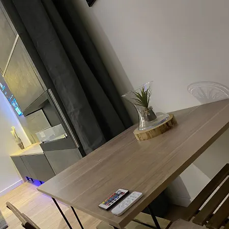 Ley-h Apartment